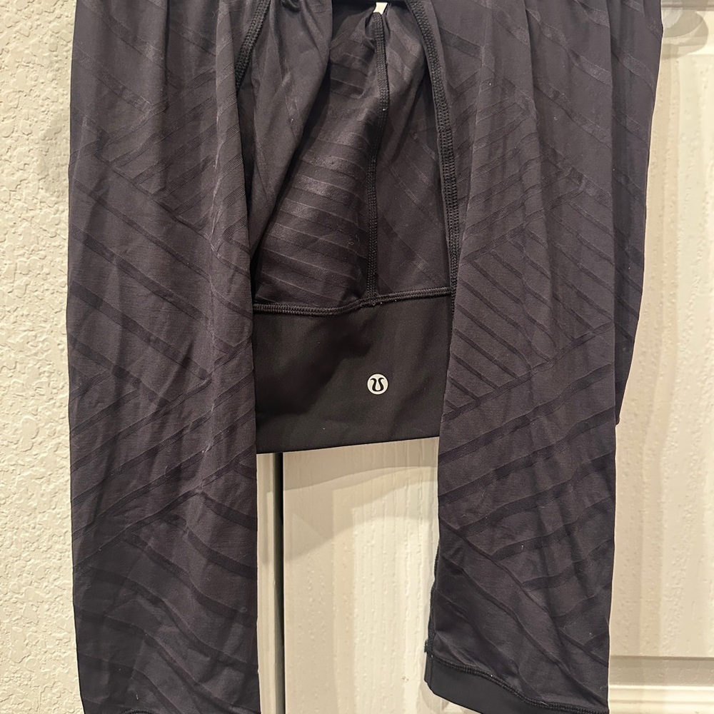 lululemon athletica Womens Black Capri Pants